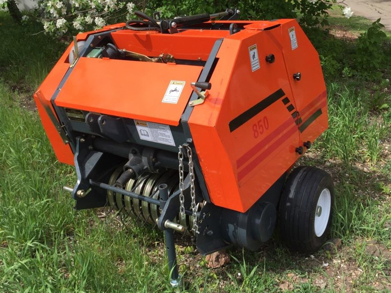 Пресс-подборщик Rossel 0850