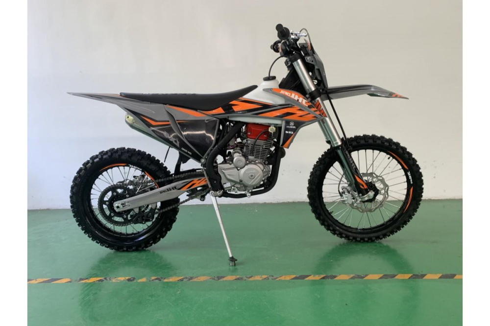 Мотоцикл JHL LX4 CB300RL (175FMN)