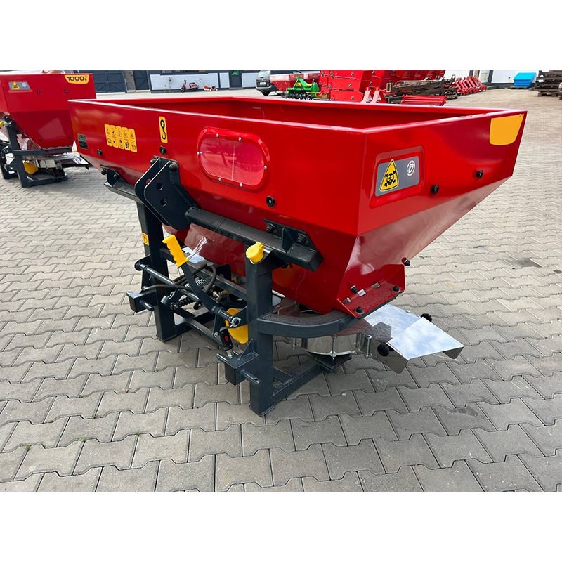 Разбрасыватель удобрений РУМ-600 усиленный с садовой приставкой