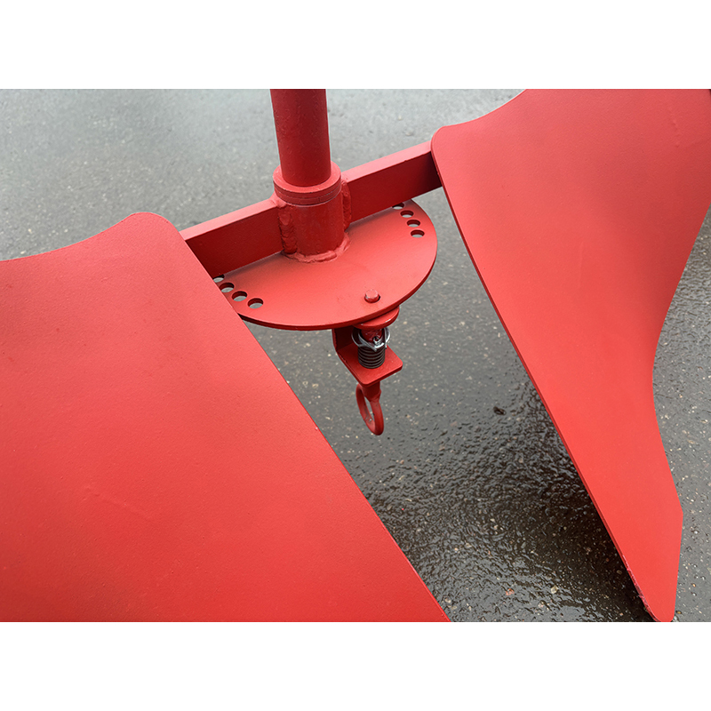 Плуг оборотный П1-215/14-11 для мотоблока МТЗ (сцепка под квадрат)