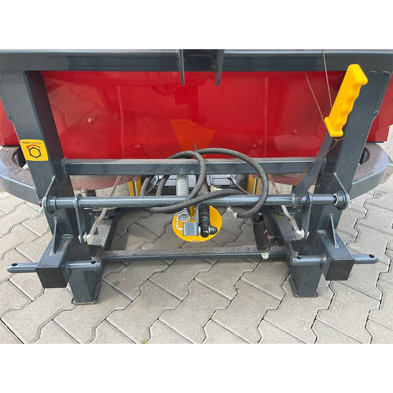 Разбрасыватель удобрений РУМ-800 усиленный с садовой приставкой