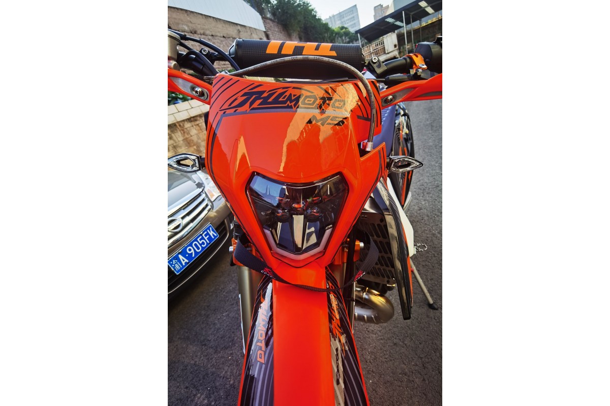 Мотоцикл JHL M5 MT250 (1E66MM)