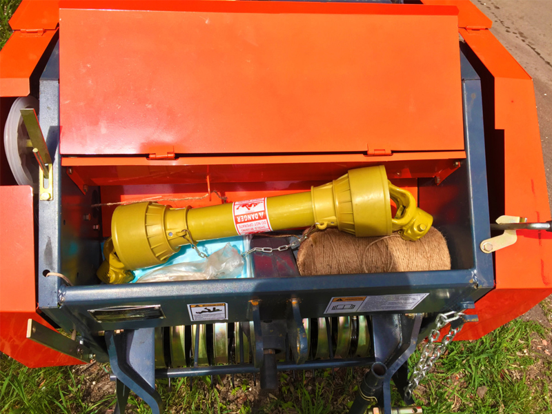 Пресс-подборщик Rossel 0850