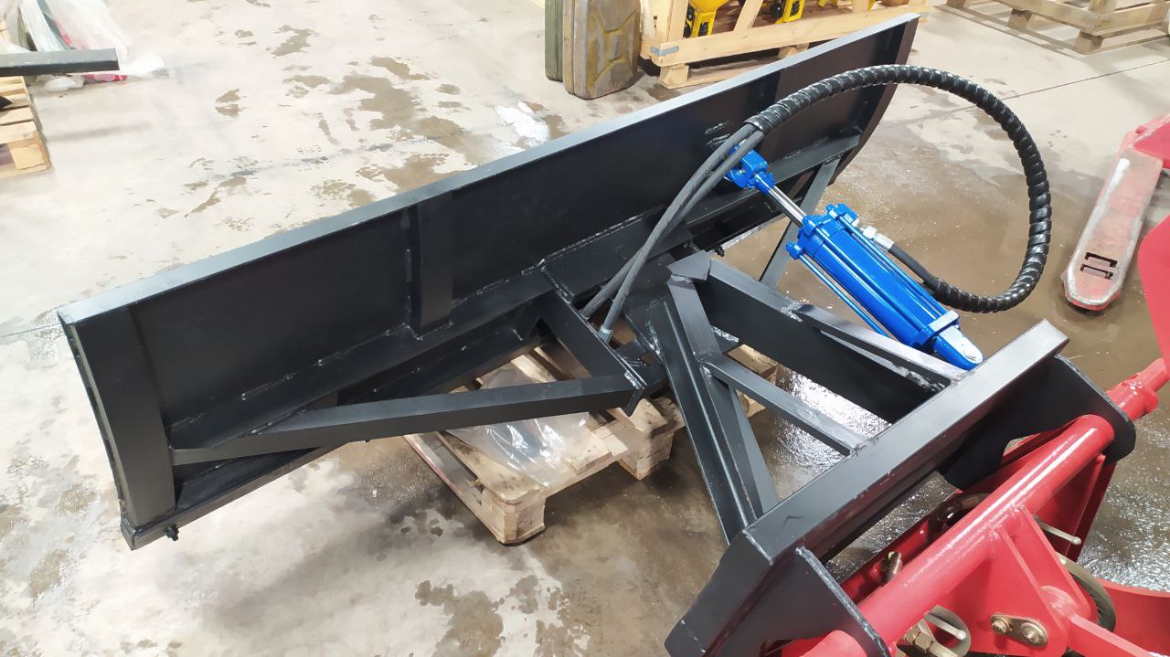 Отвал снежный для погрузчика (с гидроповоротом)