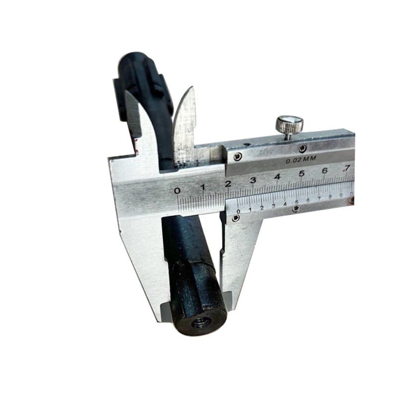 Вал привода малого редуктора 195N d-24 мм L-210 мм