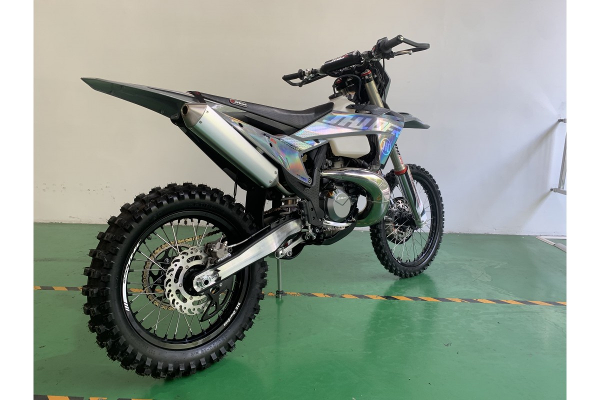 Мотоцикл JHLofr M6