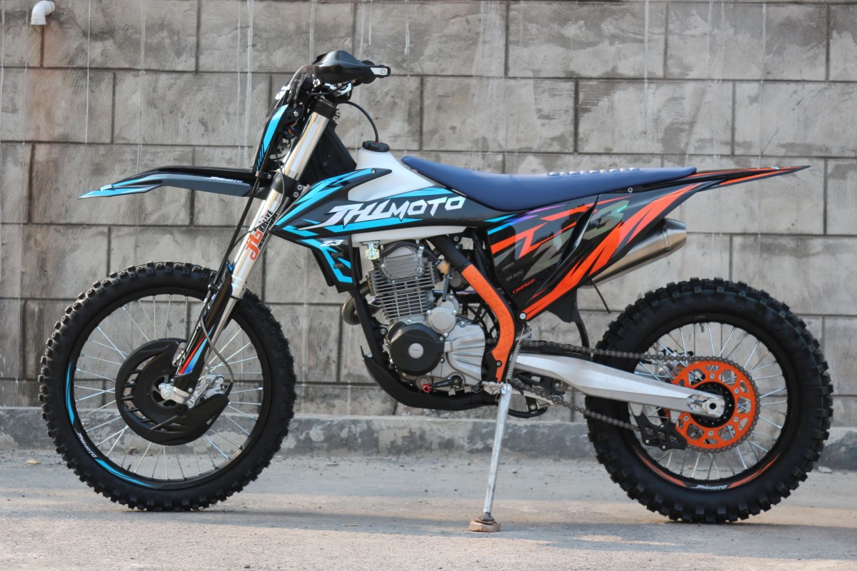 Мотоцикл JHL Z3 CB250 (172FMM-3A)