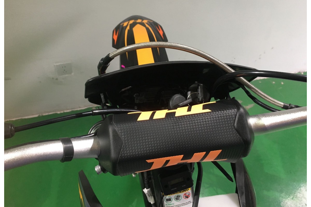 Мотоцикл JHL LX3 PR300 (175FMN)