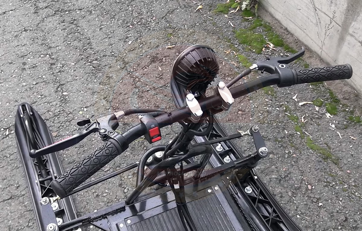 Мотобуксировщик компактный с лыжным модулем ЛИДЕР-ДЕЛЬТА-3, CVTL (+Фара) 8+ л.с., TAV2-40,, РЕВЕРС