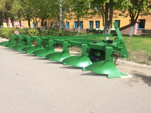 ПНП 8-40 Плуг 8-ми корпусный