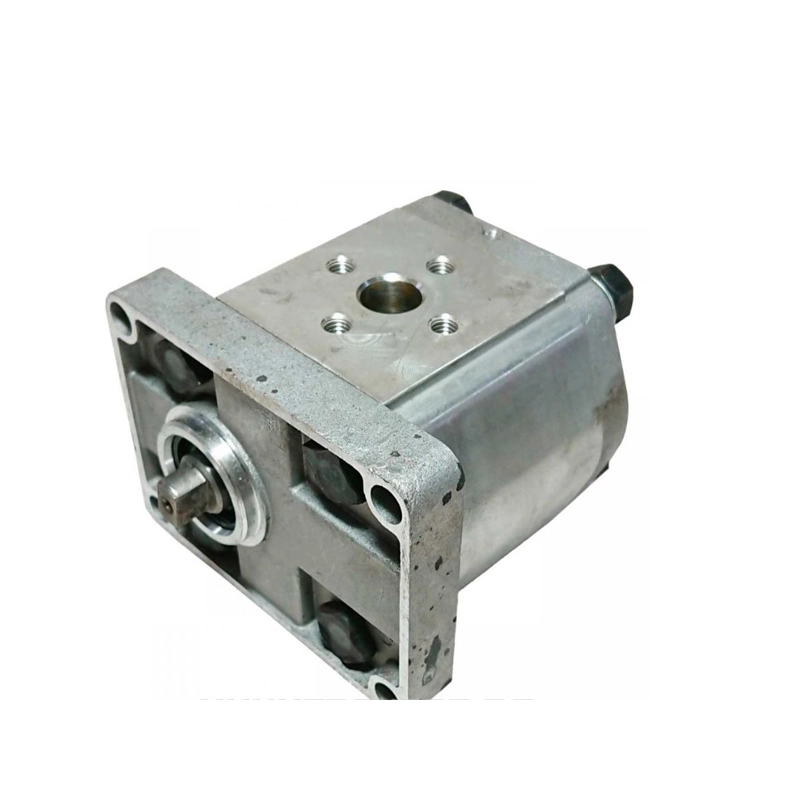 Насос гидравлический (шестеренчатый) CBT-E314 левого вращения, привод плоский (перо), выход 180