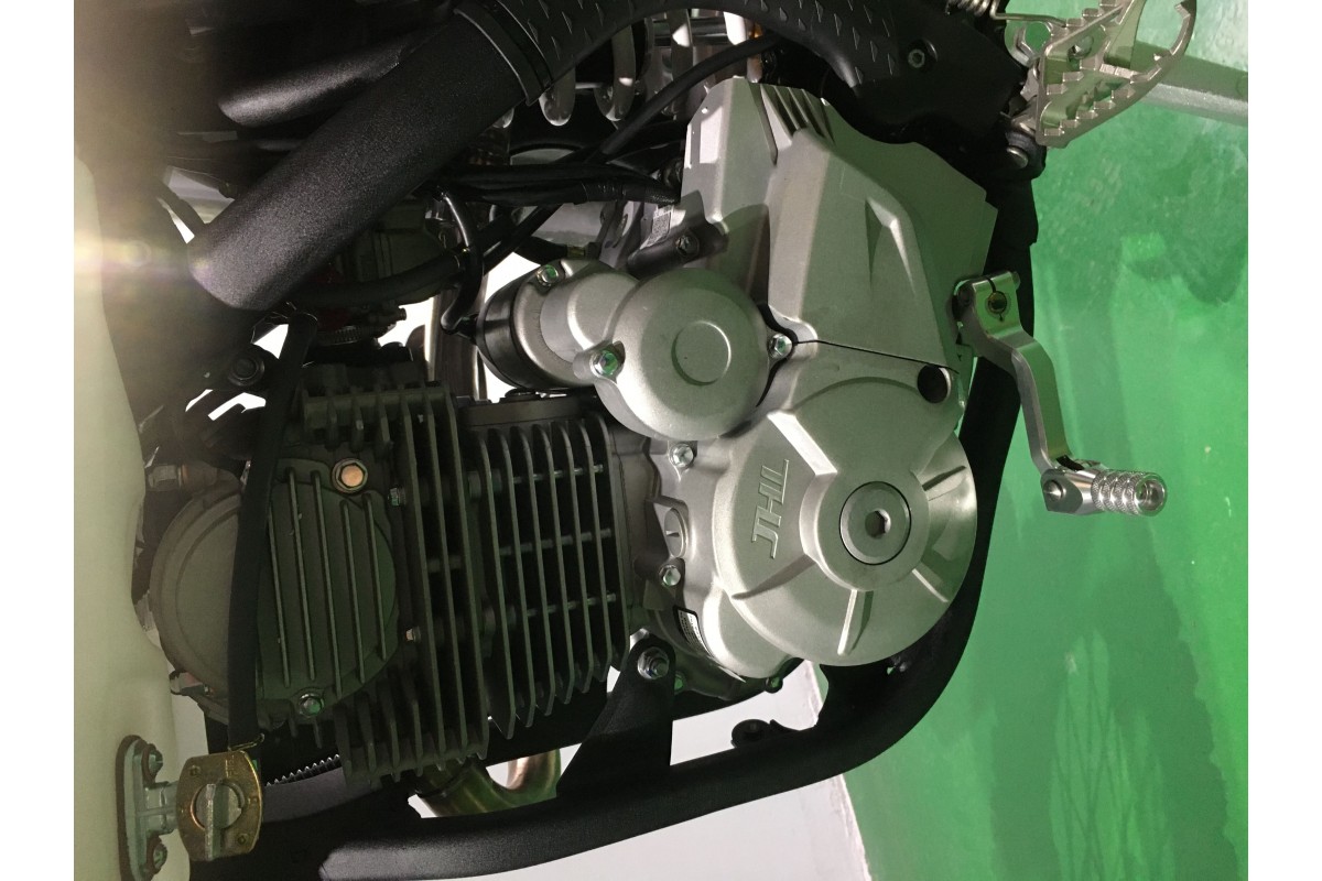 Мотоцикл JHL LX3 PR300 (175FMN)