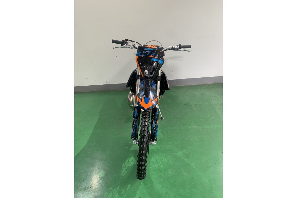 Мотоцикл JHL M3 MT250 (1E66MM)