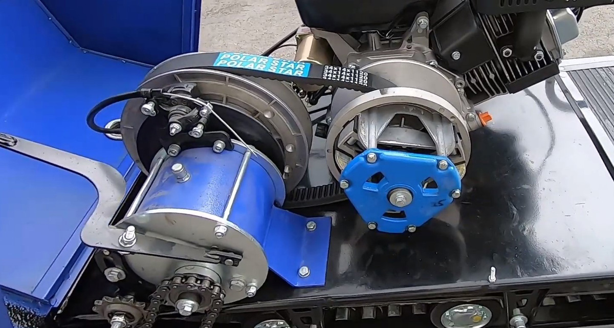 Мотобуксировщик с лыжным модулем 20 л.с., С РЕВЕРСОМ ЛИДЕР-3-3Т-20АП (3 т), РЫЧАЖНЫЙ МОДУЛЬ