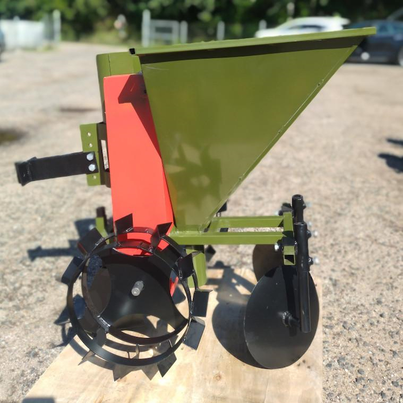 Картофелесажалка Целина ОП-2547.000