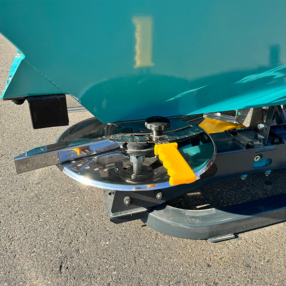 Разбрасыватель РУМ 1000 литров усиленный