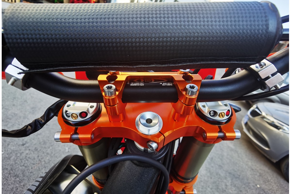 Мотоцикл JHL M5 MT250 (1E66MM)