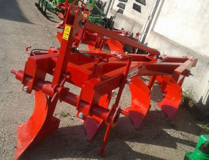 Плуг навесной Wirax Orlik U018/1 4-х корпусной