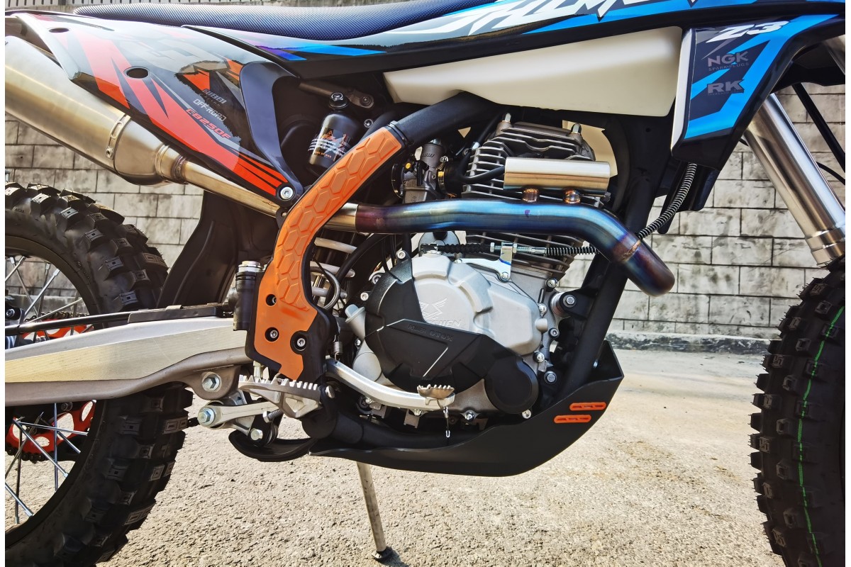 Мотоцикл JHL Z3 CB250 (172FMM-3A)