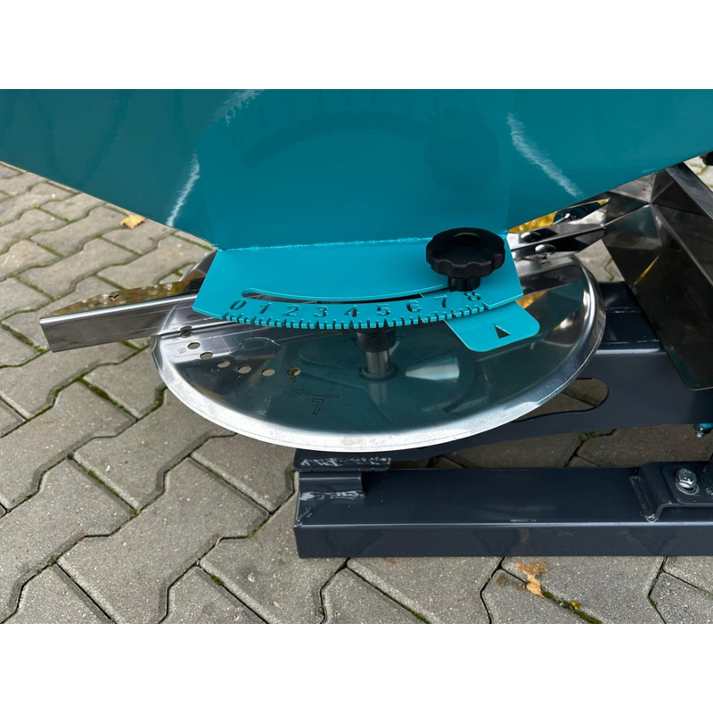 Разбрасыватель РУМ-1000 (базовое исполнение)