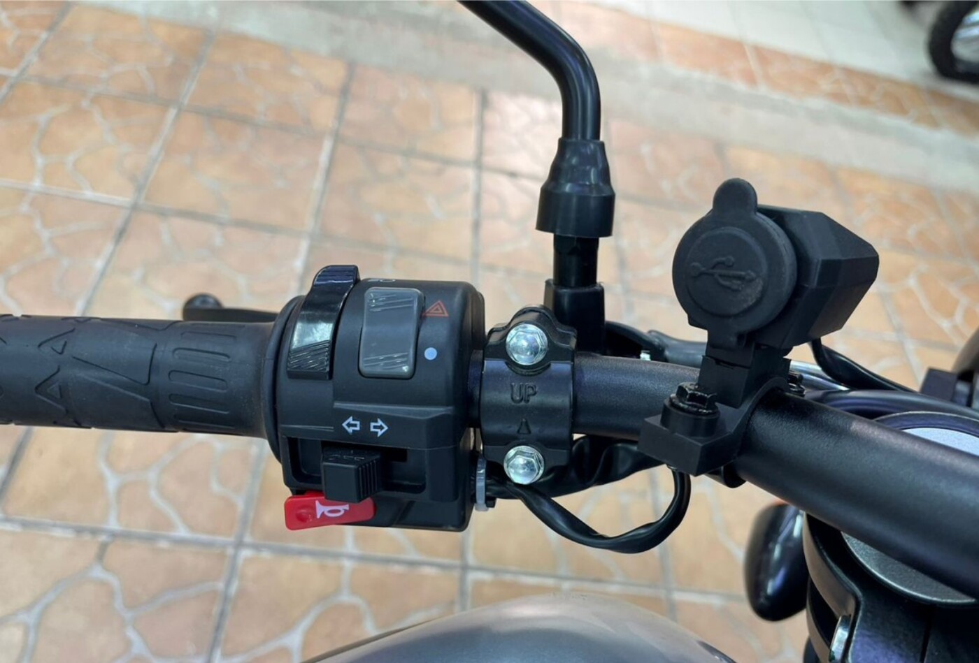 Мотоцикл ATAKI WEEK9