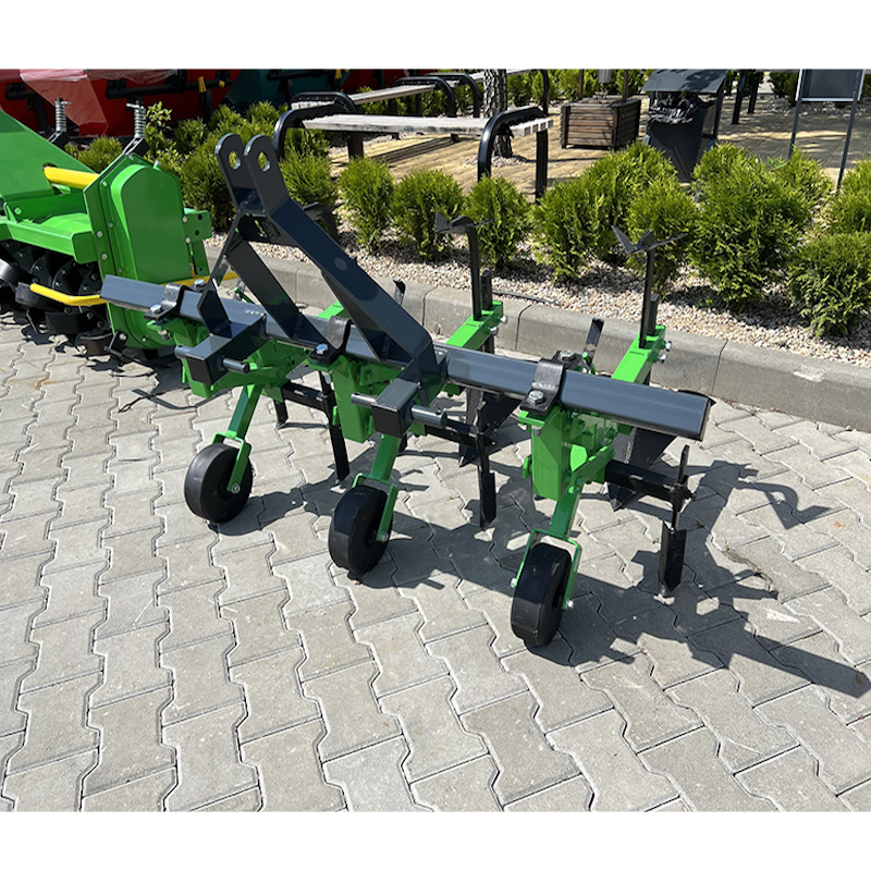 Окучник-пропольник трехрядный D-Pol