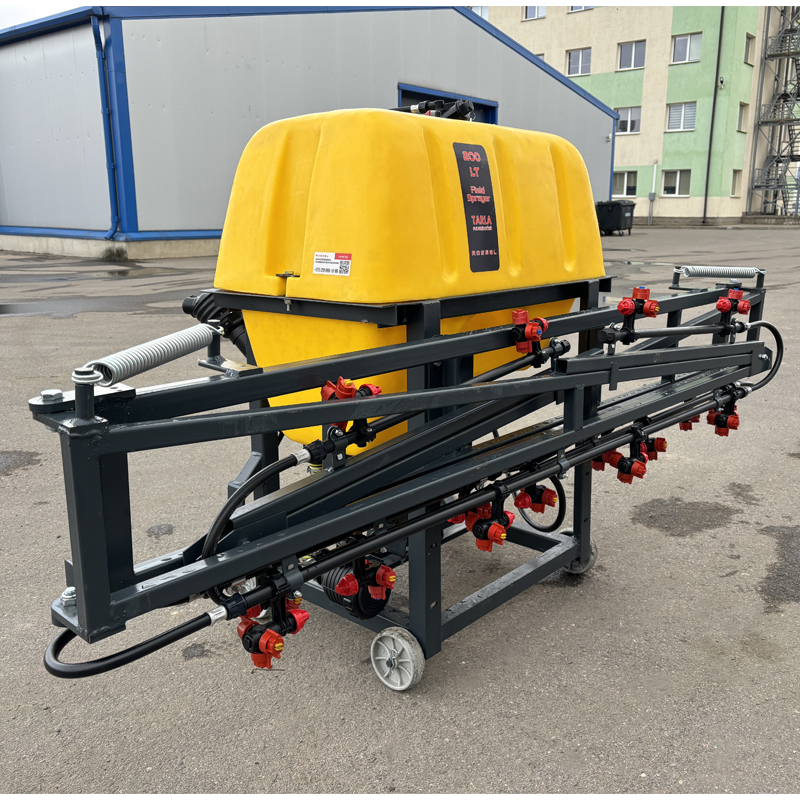 Опрыскиватель полевой навесной Rossel P200