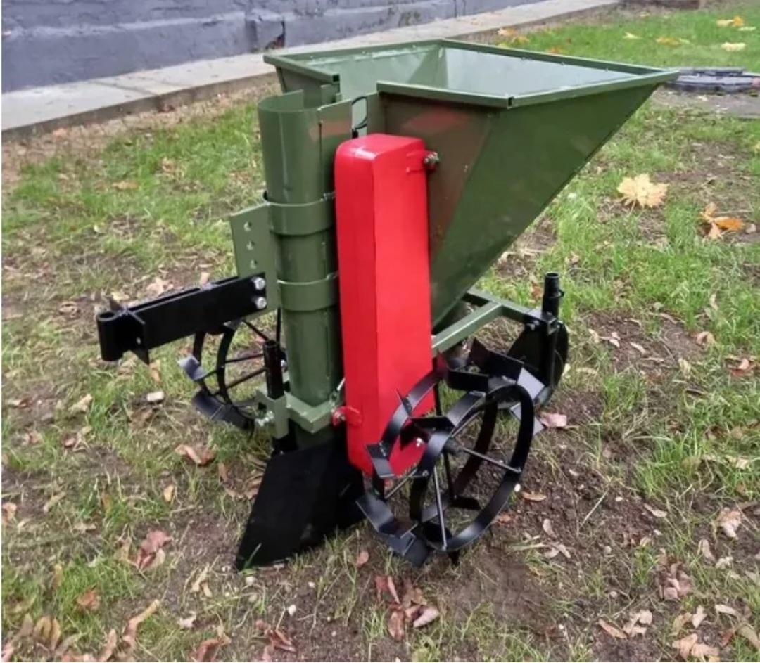 Картофелесажалка Целина ОП-2547.000