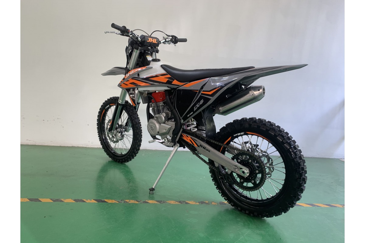 Мотоцикл JHL LX4 CB300RL (175FMN)