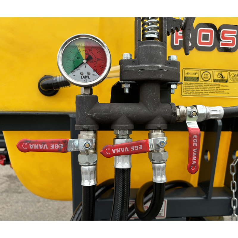 Опрыскиватель полевой навесной Rossel P300