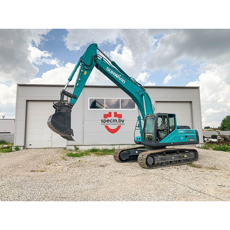 Среднеразмерный экскаватор Sunward SWE235E-3H