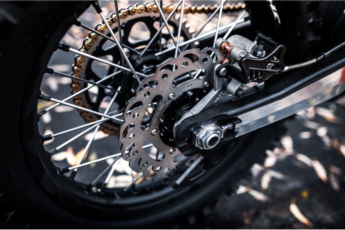 Мотоцикл JHLofr ZR8i EFI NC300S (182-MN)