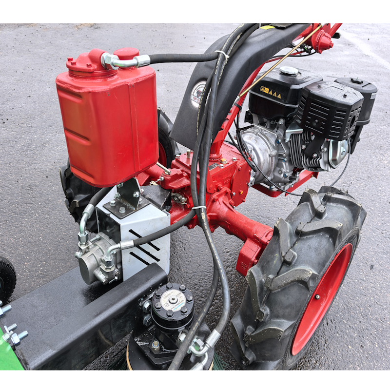 Подталкиватель кормов полунавесной ПКП-0,9