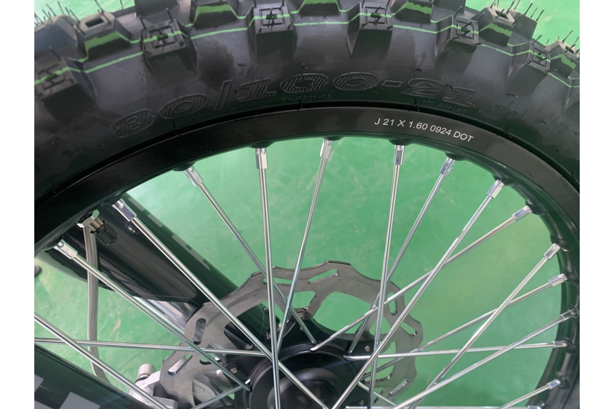 Мотоцикл JHL LX6 YBS300 (176MN)