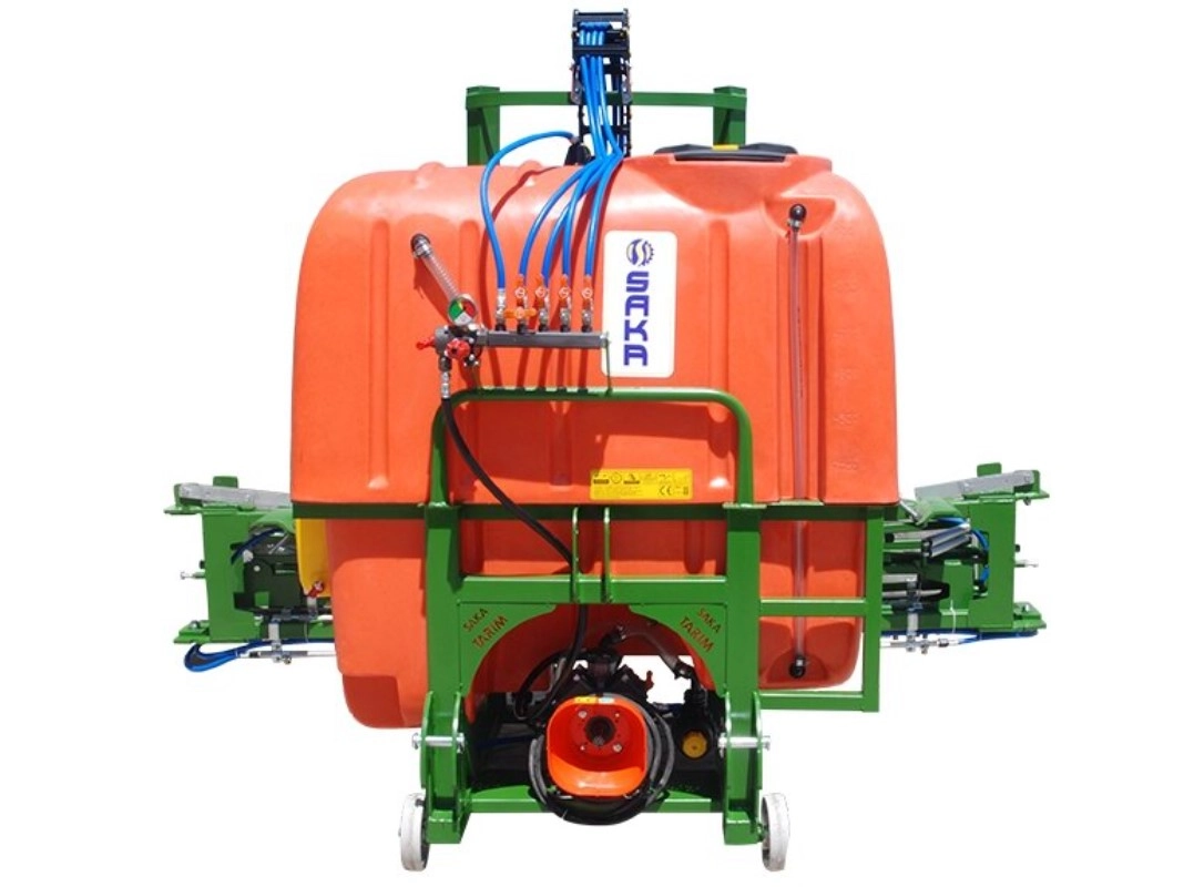 Опрыскиватель навесной полевой 800L