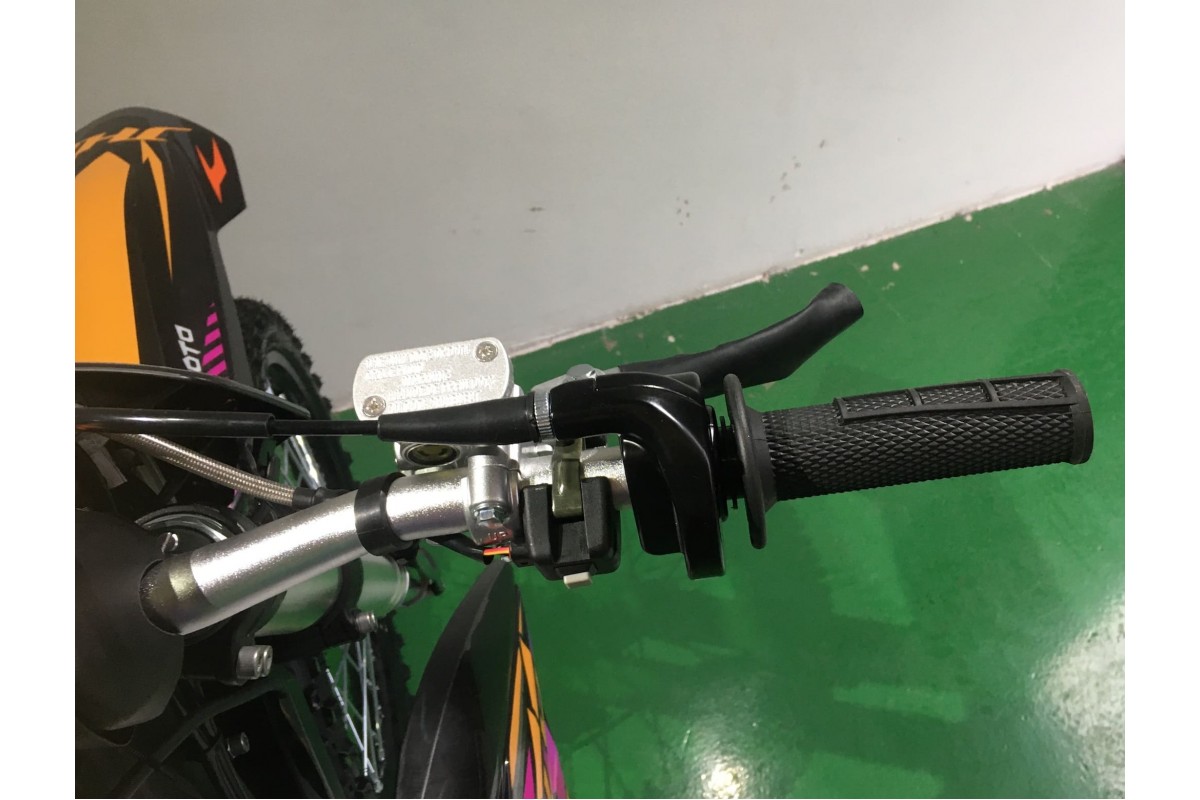 Мотоцикл JHL LX3 PR300 (175FMN)