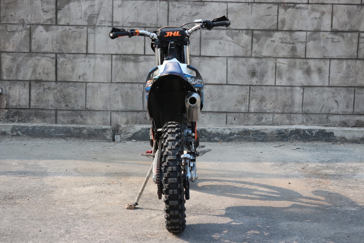 Мотоцикл JHL Z3 CB250 (172FMM-3A)