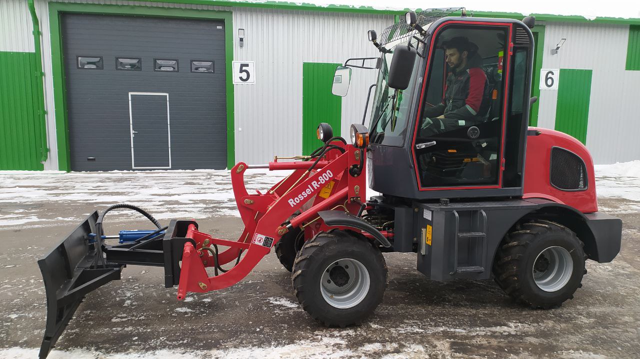 Отвал снежный для погрузчика (с гидроповоротом)