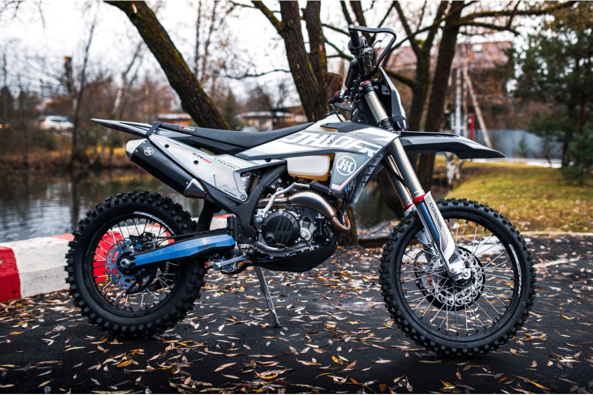 Мотоцикл JHLofr ZR8i EFI NC300S (182-MN)