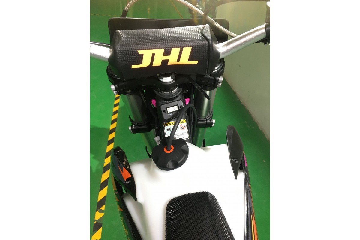 Мотоцикл JHL LX3 PR300 (175FMN)