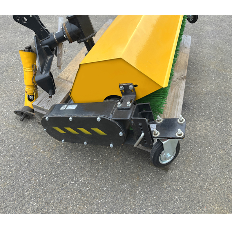 Щетка коммунальная МТЗ ЩК-00.010М