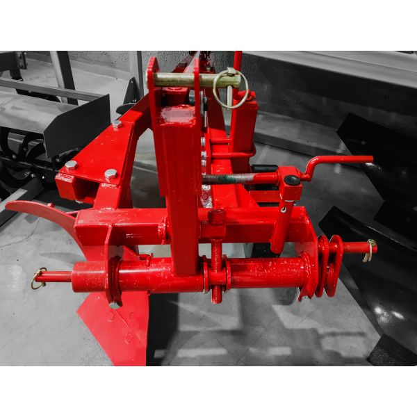 Плуг Wirax Ogorodnik U018/3