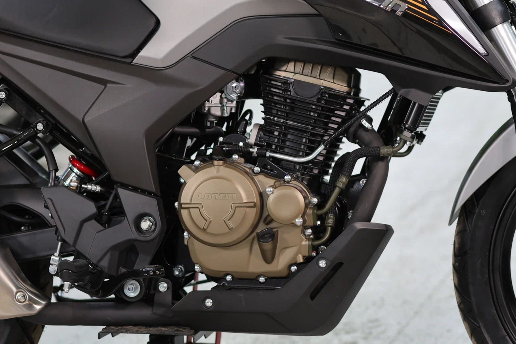 Мотоцикл Loncin CR4 II