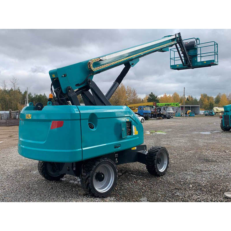 Телескопический дизельный подъемник Novamach NWT22J