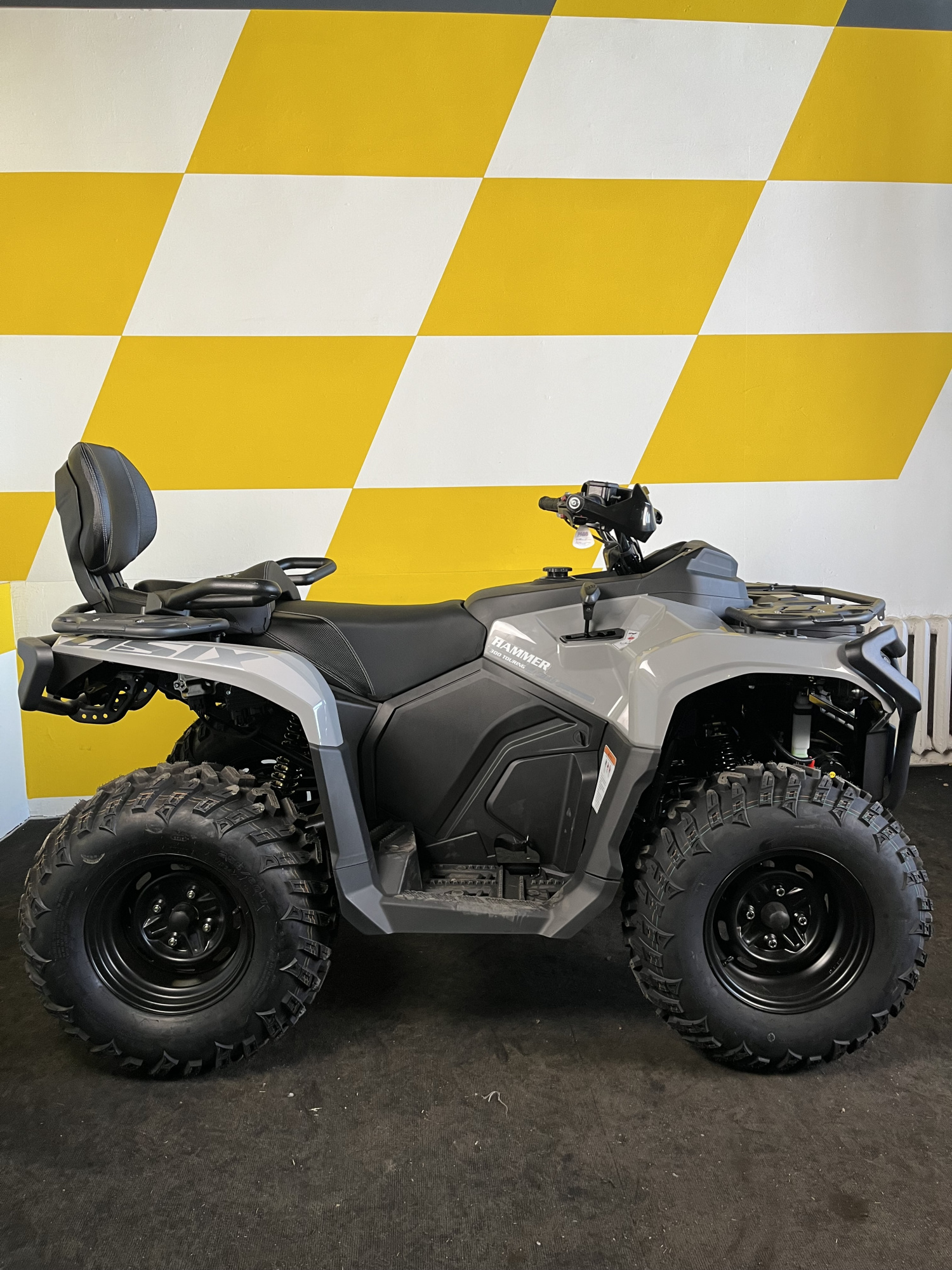 Квадроцикл AMOTO Hummer 300 Touring